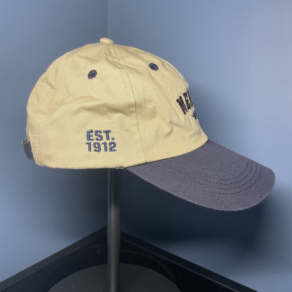 Merion G.C. Two-Tone Baseball Cap - Picture 4 of 5